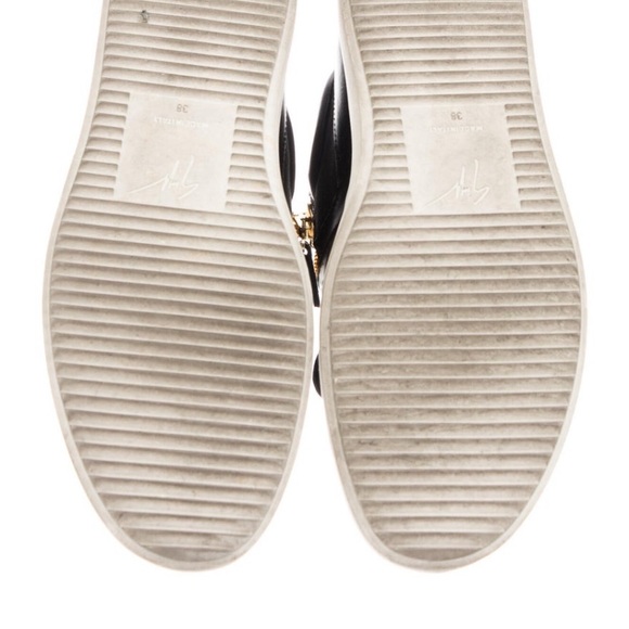 EUC-Giuseppe Zannoti sneakers. Black, gold and white with gold zipper size 8 - Picture 5 of 7